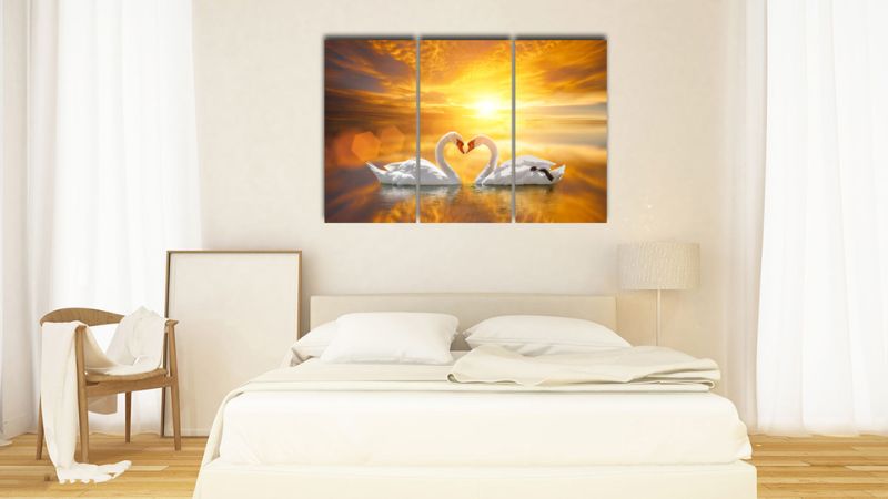 Cách chọn tranh treo phòng ngủ mệnh Kim