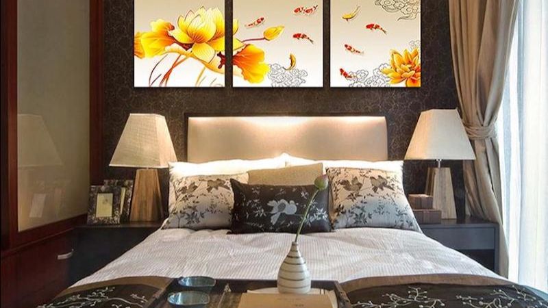 Mẫu tranh treo phòng ngủ mệnh Thổ thu hút tài lộc