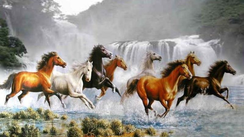 Nên treo tranh mã đáo thành công hướng vào nhà