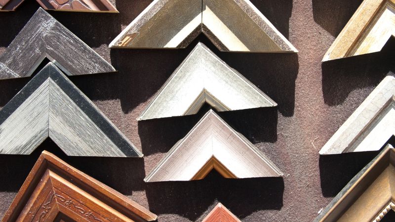 Địa chỉ đóng khung tranh uy tín